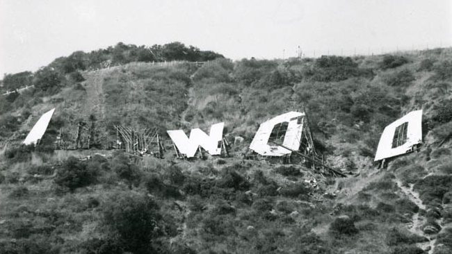 166205-hollywood-sign