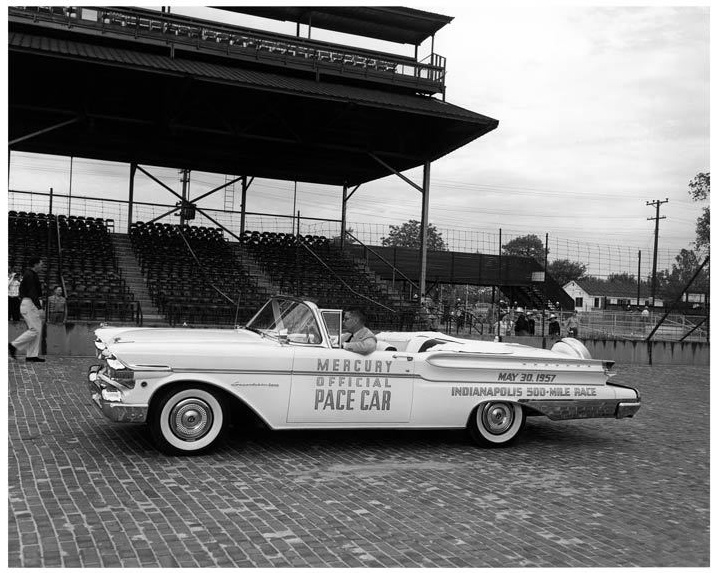 1957MercuryPaceCar04-crop